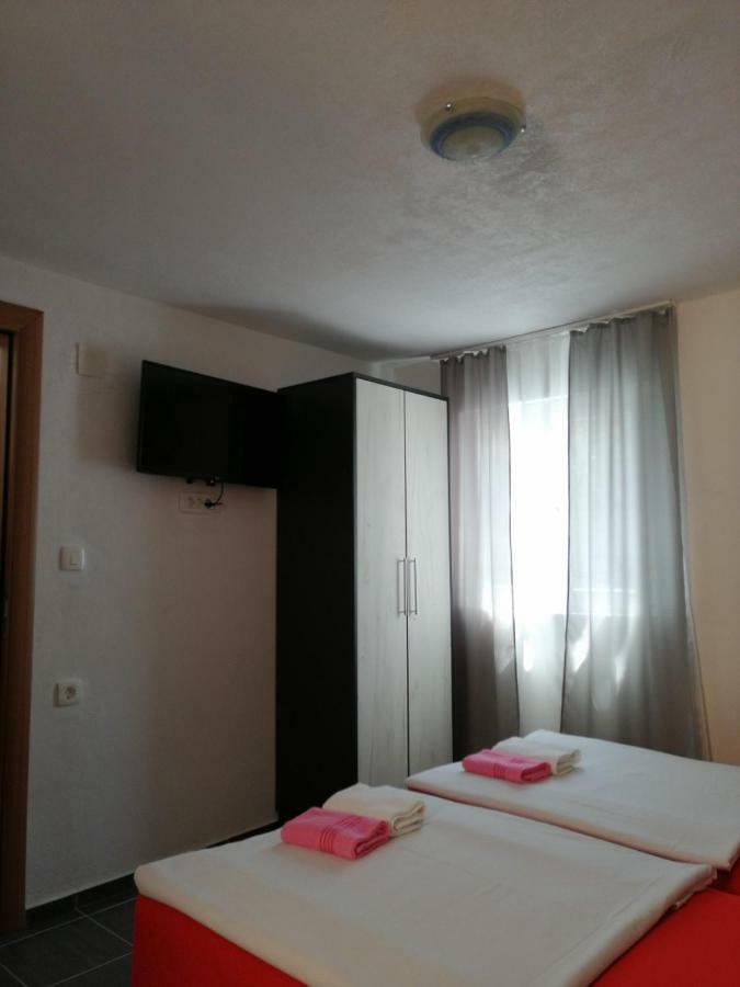 Sara Apartments Budva Eksteriør bilde